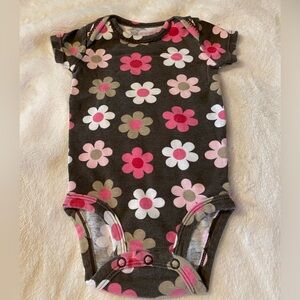 Carter’s Girl Onesie Size 3M